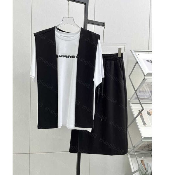 23ss skirt set shirt suit womens designer clothing round neck cotton monogram print short sleeve shawl high waist half skirt skirt sets wome, White
23ss skirt set shirt suit womens designer clothing round neck cotton monogram print short sleeve shawl high waist half skirt skirt sets wome, White