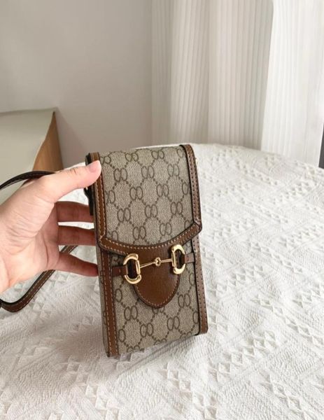 2022 latest classic retro plaid g series handbag westernstyle simple oneshoulder messenger fashion allmatch bag5575835
2022 latest classic retro plaid g series handbag westernstyle simple oneshoulder messenger fashion allmatch bag5575835