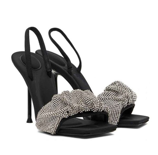 summer luxury wang julie sandals shoes black stain crystal slingback crystal branding straps lady high heels party wedding dress eu35-41 box
summer luxury wang julie sandals shoes black stain crystal slingback crystal branding straps lady high heels party wedding dress eu35-41 box