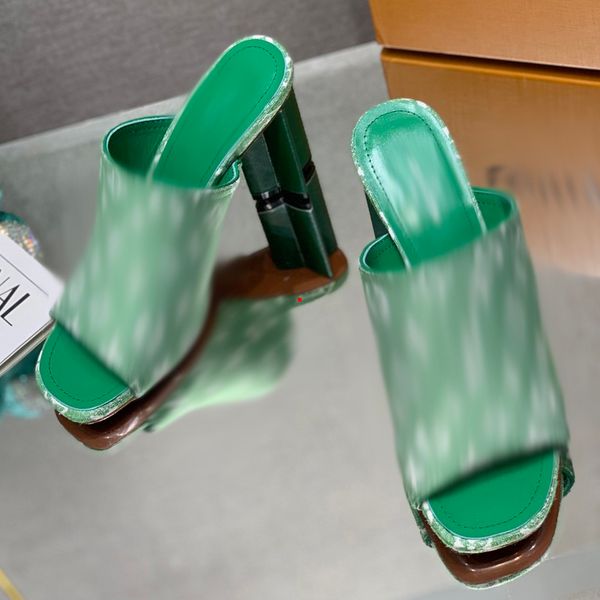 2023 fashion leather slippers printed plush cotton slipper women indoor house shoes flat cozy home slippers summer flip flops leather ladies, Black
2023 fashion leather slippers printed plush cotton slipper women indoor house shoes flat cozy home slippers summer flip flops leather ladies, Black