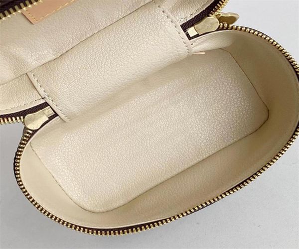 2022 cosmetic bag toiletry pouch cosmetic nice makeup bag cases women toiletry bag travel bags clutch handbags 1410285cm m44932171331
2022 cosmetic bag toiletry pouch cosmetic nice makeup bag cases women toiletry bag travel bags clutch handbags 1410285cm m44932171331