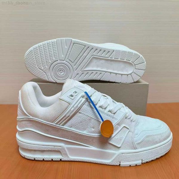 luxury designer men shoes fashion woman leather lace up platform sole sneakers white black mens womens causal shoes hoesfactory shoes 2023
luxury designer men shoes fashion woman leather lace up platform sole sneakers white black mens womens causal shoes hoesfactory shoes 2023