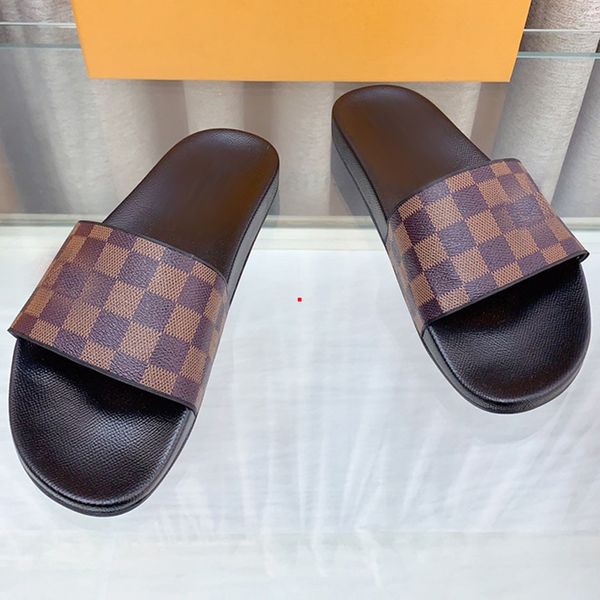 2023 fashion brand slippers genuine leather flip flop women's sandals summer classic fashion flat anti-skid black brown matte slipper b
2023 fashion brand slippers genuine leather flip flop women's sandals summer classic fashion flat anti-skid black brown matte slipper b