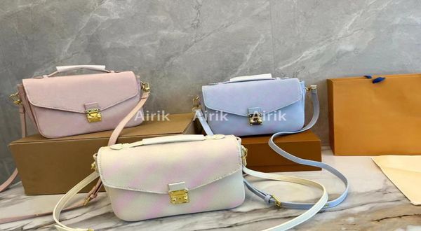 new women luxurys designers bags handbag women handbags lady messenger fashion shoulder bag luxury crossbody tote wallet1376382
new women luxurys designers bags handbag women handbags lady messenger fashion shoulder bag luxury crossbody tote wallet1376382