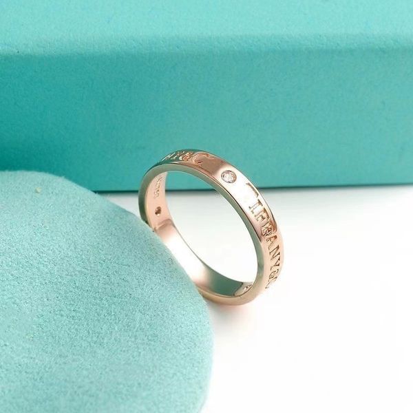 designer luxury ring 925 sterling silver couple ring ins senior classic valentine's day student gift
designer luxury ring 925 sterling silver couple ring ins senior classic valentine's day student gift
