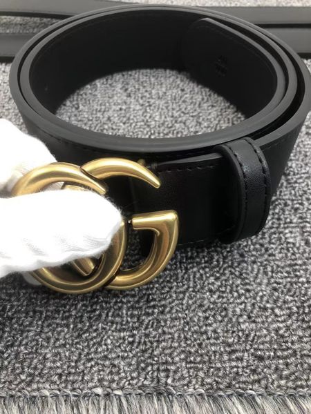 23ss men women solid belt womens genuine leather black and white color bronze big buckle designers cowhide belts for mens luxurys with box, Black;brown
23ss men women solid belt womens genuine leather black and white color bronze big buckle designers cowhide belts for mens luxurys with box, Black;brown