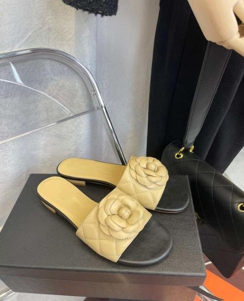 2022 sheepskin sandals threedimensional camellia italian cowhide bottom celebrity temperament thick with a flipflop8606369, Black
2022 sheepskin sandals threedimensional camellia italian cowhide bottom celebrity temperament thick with a flipflop8606369, Black