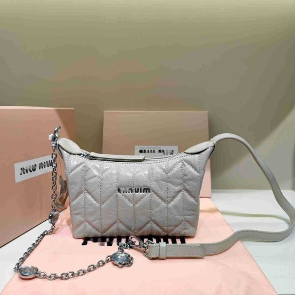 miu bag genuine leather cowhide underarm bag 2023 summer new personalized small square bag miu small fragrant wind rhombic cross body small
miu bag genuine leather cowhide underarm bag 2023 summer new personalized small square bag miu small fragrant wind rhombic cross body small