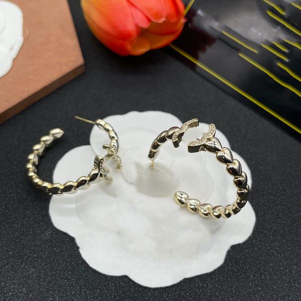 designer earring c stud letter earring woman fashion earrings jewelry ccity women 89, Golden;silver
designer earring c stud letter earring woman fashion earrings jewelry ccity women 89, Golden;silver