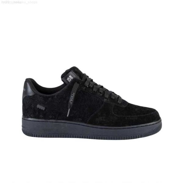 casual shoe man shoe designer men causal shoes fashion woman leather lace up platform sole sneakers white black mens womens luxury velvet
casual shoe man shoe designer men causal shoes fashion woman leather lace up platform sole sneakers white black mens womens luxury velvet