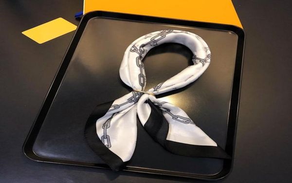 2020 new fashion women scarves small size 5050cm latest versatile silk scarves textile scarf7927733, Blue;gray
2020 new fashion women scarves small size 5050cm latest versatile silk scarves textile scarf7927733, Blue;gray