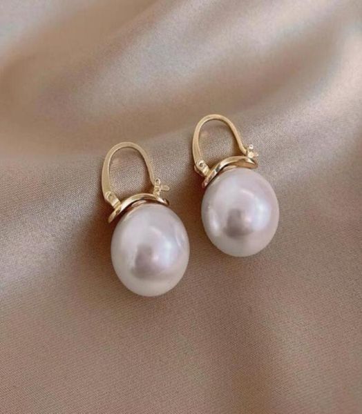 young ladies retro style gold metal 3 colors artificial pearl charm earring luxury womens jewelry5150840, Golden
young ladies retro style gold metal 3 colors artificial pearl charm earring luxury womens jewelry5150840, Golden