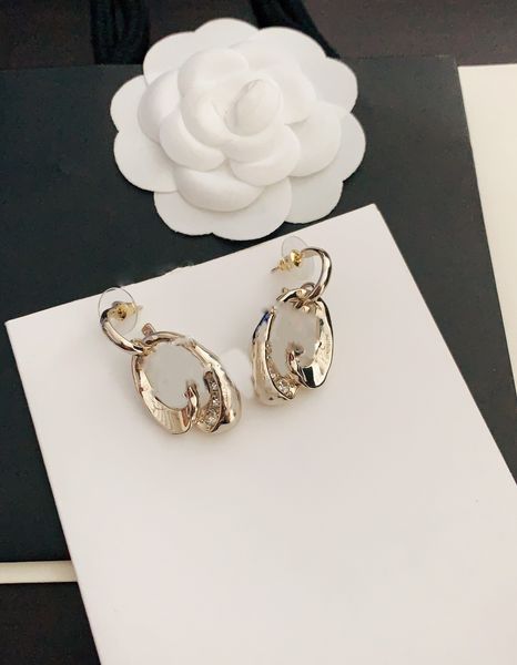 2023 fashion new designer stud earrings luxury irregular oval stud earrings no box, Golden
2023 fashion new designer stud earrings luxury irregular oval stud earrings no box, Golden