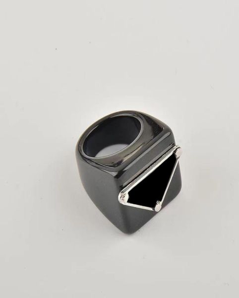 mens woman couple rings fashion man ring women ring with triangle pattern silver black gold jewelry buckle7381122
mens woman couple rings fashion man ring women ring with triangle pattern silver black gold jewelry buckle7381122