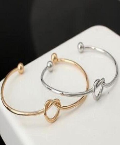 wholeclassics designer jewelry gold 316l stainless steel screw bangle bracelet with screwdriver and original box men and wome8655186, White
wholeclassics designer jewelry gold 316l stainless steel screw bangle bracelet with screwdriver and original box men and wome8655186, White