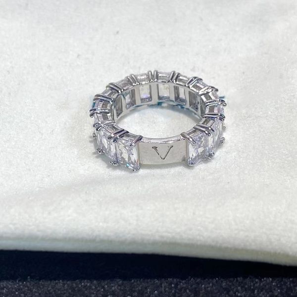 luxury silver ring inlaid with diamond stainless steel fashion wedding ring designer couple jewelry love ring women charm gift booking weddi
luxury silver ring inlaid with diamond stainless steel fashion wedding ring designer couple jewelry love ring women charm gift booking weddi