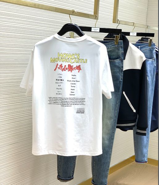 low2023we men and women t-shirt anagram alocasia leaf sleeveless t-shirt in cotton howl's moving castle, White;black
low2023we men and women t-shirt anagram alocasia leaf sleeveless t-shirt in cotton howl's moving castle, White;black