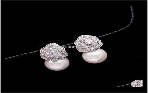 lovely diamond zircon camillia flower pearl earrings for woman girls super glittering ins fashion luxury designer 925 silver post 2773493, Golden;silver
lovely diamond zircon camillia flower pearl earrings for woman girls super glittering ins fashion luxury designer 925 silver post 2773493, Golden;silver