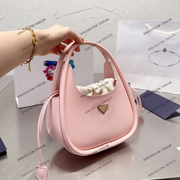 23ss designers women leather totes bags hobo handbag shouder crossbody triangular badge shopping bag luxurys messenger ladies travel handbag
23ss designers women leather totes bags hobo handbag shouder crossbody triangular badge shopping bag luxurys messenger ladies travel handbag