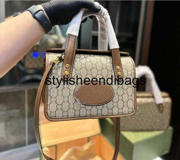 stylisheendibags shoulder bags designer hobo shoulder bag for women messenger chest pack lady chains tote handbags cross body bags vintage o
stylisheendibags shoulder bags designer hobo shoulder bag for women messenger chest pack lady chains tote handbags cross body bags vintage o