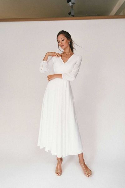 new arrival fashion v-neck lace up elegant ruched evening dress long sleeved temperament wedding gown women clothing white, White;black
new arrival fashion v-neck lace up elegant ruched evening dress long sleeved temperament wedding gown women clothing white, White;black