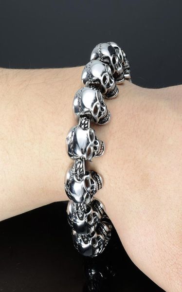 wholemen039s stainless steel skull bracelet luxury fashion exquisite halloween gift in europe and america1064271, Golden;silver
wholemen039s stainless steel skull bracelet luxury fashion exquisite halloween gift in europe and america1064271, Golden;silver