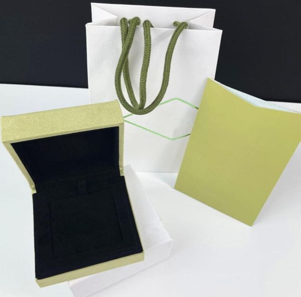 luxury clover fashion designer jewelry boxes sweet charm bracelets for girls women brand name bracelet necklace earring earrings r4371059, Black;white
luxury clover fashion designer jewelry boxes sweet charm bracelets for girls women brand name bracelet necklace earring earrings r4371059, Black;white