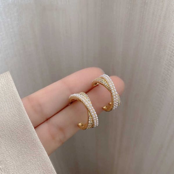 pendant necklaces charm lats luxury cross cshaped pearl zircon hoop earrings for women 2022 new trendy highend earrings female fashion elega, Silver
pendant necklaces charm lats luxury cross cshaped pearl zircon hoop earrings for women 2022 new trendy highend earrings female fashion elega, Silver