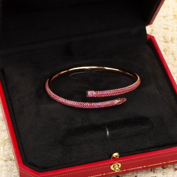 2023 luxury quality v gold material charm punk band bracelet with sparkly color diamonds in two colors plated have box stamp ps5176, Black
2023 luxury quality v gold material charm punk band bracelet with sparkly color diamonds in two colors plated have box stamp ps5176, Black
