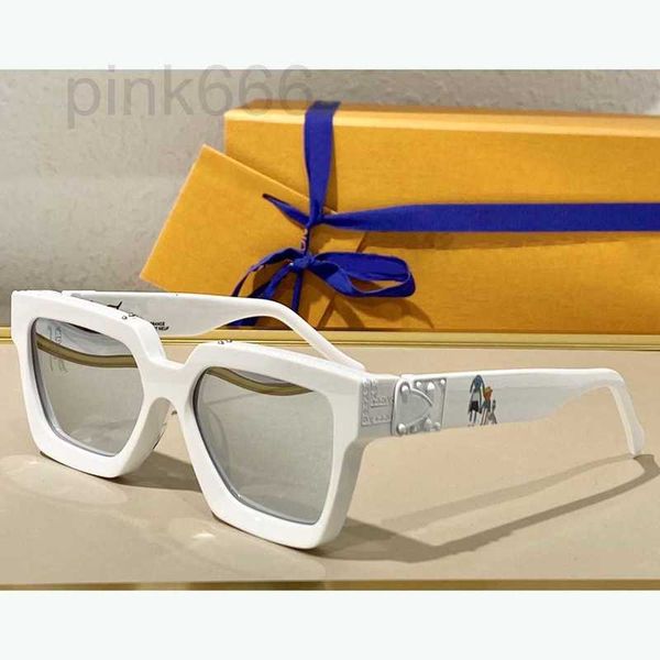 sunglasses designer high grade female sunglasses with concave shape, square board, male new style sports belt, fashionable and uv resistant, White;black
sunglasses designer high grade female sunglasses with concave shape, square board, male new style sports belt, fashionable and uv resistant, White;black