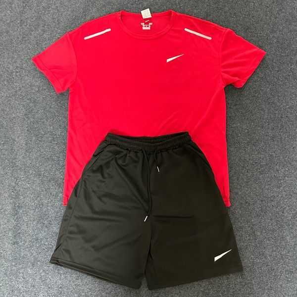 mens tracksuits tech set designer tracksuit shirts shorts two-piece womens fitness suit n print quick drying breathable sportswear designer, Gray
mens tracksuits tech set designer tracksuit shirts shorts two-piece womens fitness suit n print quick drying breathable sportswear designer, Gray