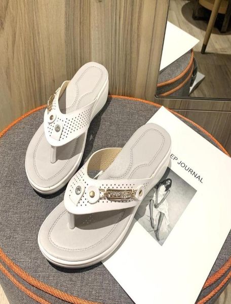 2021women039s slippers summer fashion metal button slides shoes wedge beach sandals women outside platform size 3543 flip flop7166244, Black
2021women039s slippers summer fashion metal button slides shoes wedge beach sandals women outside platform size 3543 flip flop7166244, Black