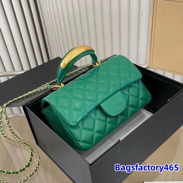 women designer classic flap bag quilted tote with handle lambskin leather gold metal hardware turn lock crossbody bag shoulder handbag fashi
women designer classic flap bag quilted tote with handle lambskin leather gold metal hardware turn lock crossbody bag shoulder handbag fashi