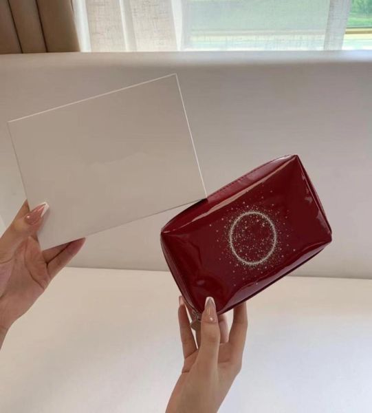 new fashion christmas black red makeup bag classic 2 colors cosmetic case vintage party makeup organizer bag clutch bag with gift 9723375
new fashion christmas black red makeup bag classic 2 colors cosmetic case vintage party makeup organizer bag clutch bag with gift 9723375