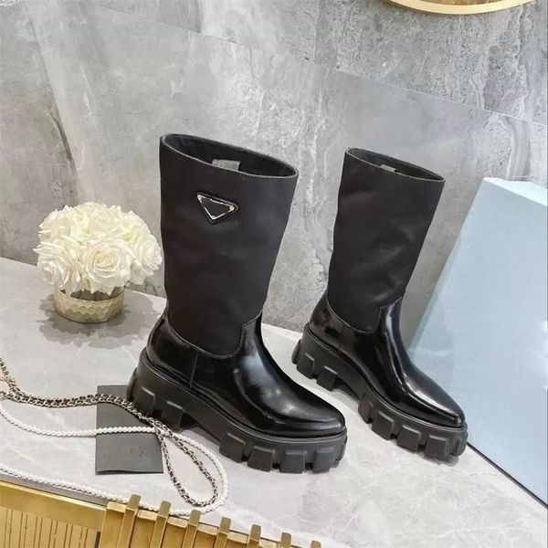 2023 designer boots martin boot women triangle rois military inspired combat half booties black genuine leather ankle shoes quality
2023 designer boots martin boot women triangle rois military inspired combat half booties black genuine leather ankle shoes quality