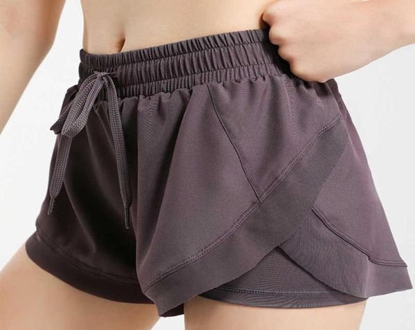 breathable quickdrying sports shorts for women summer antiexposure yoga shorts stretch slim running fitness pants for women8567828, White;red
breathable quickdrying sports shorts for women summer antiexposure yoga shorts stretch slim running fitness pants for women8567828, White;red