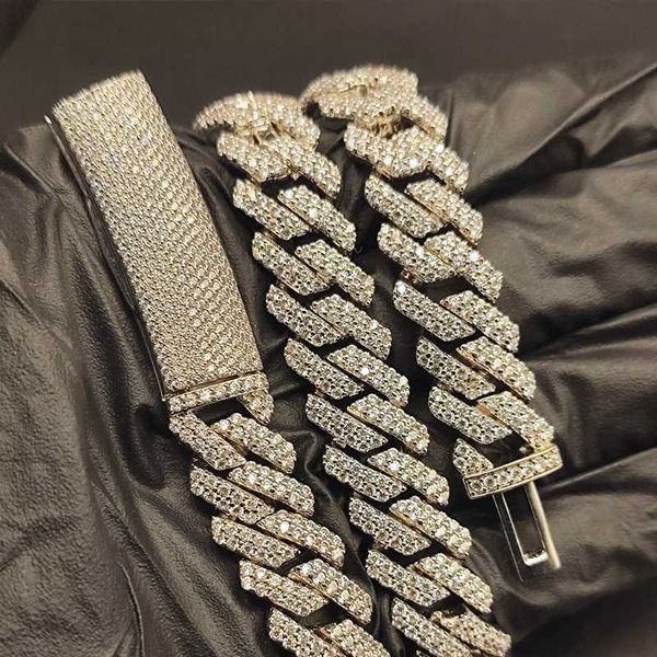 fine jewelry custom 10mm 925 sterling silver vvs moissanite diamond cuban link chain necklace with letter
fine jewelry custom 10mm 925 sterling silver vvs moissanite diamond cuban link chain necklace with letter