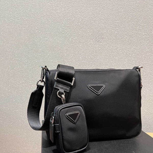 shoulder bags triangle black briefcase bag women designer crossbody bags fashion nylon bags wide strap wallet luxury handbags messenger 2211
shoulder bags triangle black briefcase bag women designer crossbody bags fashion nylon bags wide strap wallet luxury handbags messenger 2211