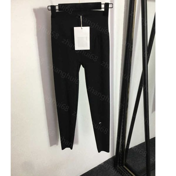 23ss yoga pants women designer leggings womens leggings pants carriage zipper high waist elastic show slim leggings plus fleece small foot p, Black
23ss yoga pants women designer leggings womens leggings pants carriage zipper high waist elastic show slim leggings plus fleece small foot p, Black