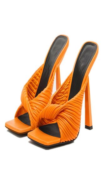 2021 women ladies genuine real leather high heels sandals peep toe summer casual flipflops fold wedding dress gladiator shoe6360378, Black
2021 women ladies genuine real leather high heels sandals peep toe summer casual flipflops fold wedding dress gladiator shoe6360378, Black