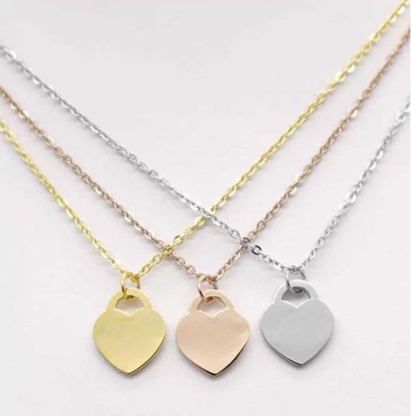 wholesale stainless steel heart-shaped necklace short female jewelry 18k gold titanium peach heart pendant for woman fashion, Silver
wholesale stainless steel heart-shaped necklace short female jewelry 18k gold titanium peach heart pendant for woman fashion, Silver