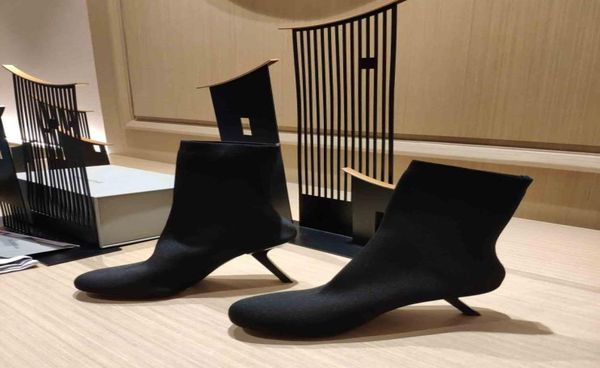 the latest style in autumn and winter knitted thin leg socks boots highend quality tight features heel temperament ladies5022902, Black
the latest style in autumn and winter knitted thin leg socks boots highend quality tight features heel temperament ladies5022902, Black