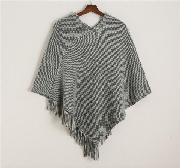 2020 winter knit women scarf solid cashmere poncho capes for lady tassel wool ponchos scarves7531483, Blue;gray
2020 winter knit women scarf solid cashmere poncho capes for lady tassel wool ponchos scarves7531483, Blue;gray