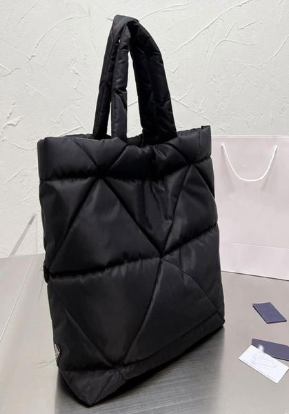 highgrade tote bag black handbag women shopping handbags checkered shoulder bag ladies hand pouch large capacity1447659, Black;red
highgrade tote bag black handbag women shopping handbags checkered shoulder bag ladies hand pouch large capacity1447659, Black;red