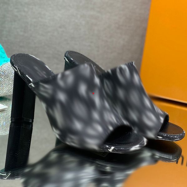2023 fashion leather slippers printed plush cotton slipper women indoor house shoes flat cozy home slippers summer flip flops leather ladies, Black
2023 fashion leather slippers printed plush cotton slipper women indoor house shoes flat cozy home slippers summer flip flops leather ladies, Black