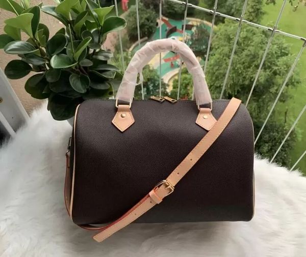 handbags fashion women bag leather handbags shoulder bag 35cm crossbody bags for women handbag purse, Black;red
handbags fashion women bag leather handbags shoulder bag 35cm crossbody bags for women handbag purse, Black;red