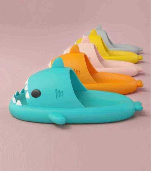 yucheng01 summer lovely shark shape women slippers cartoon couples slides beach sandals nonslip soft eva house bath girls slipper1082824, Black
yucheng01 summer lovely shark shape women slippers cartoon couples slides beach sandals nonslip soft eva house bath girls slipper1082824, Black