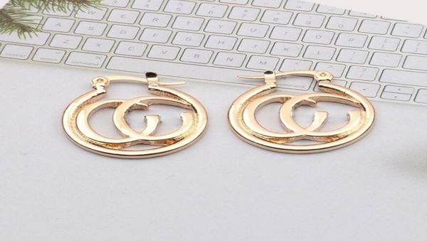charm womens 18k gold plated earring ear stud cuff luxury brand designers letter geometric exaggerate classic wedding party jewerl3581228, Golden;silver
charm womens 18k gold plated earring ear stud cuff luxury brand designers letter geometric exaggerate classic wedding party jewerl3581228, Golden;silver