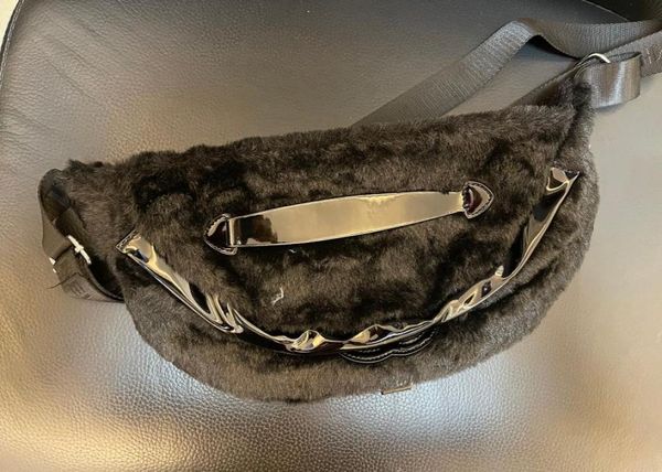fashion waist bag classic pattern black sport winter belt bag flannel case lady plush storage case8438238
fashion waist bag classic pattern black sport winter belt bag flannel case lady plush storage case8438238