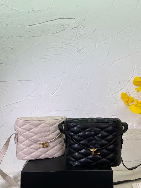 designer bag women's bag ys logo new shoulder bag luxury brand crossbody bag small square bag classic envelope small square retro
designer bag women's bag ys logo new shoulder bag luxury brand crossbody bag small square bag classic envelope small square retro